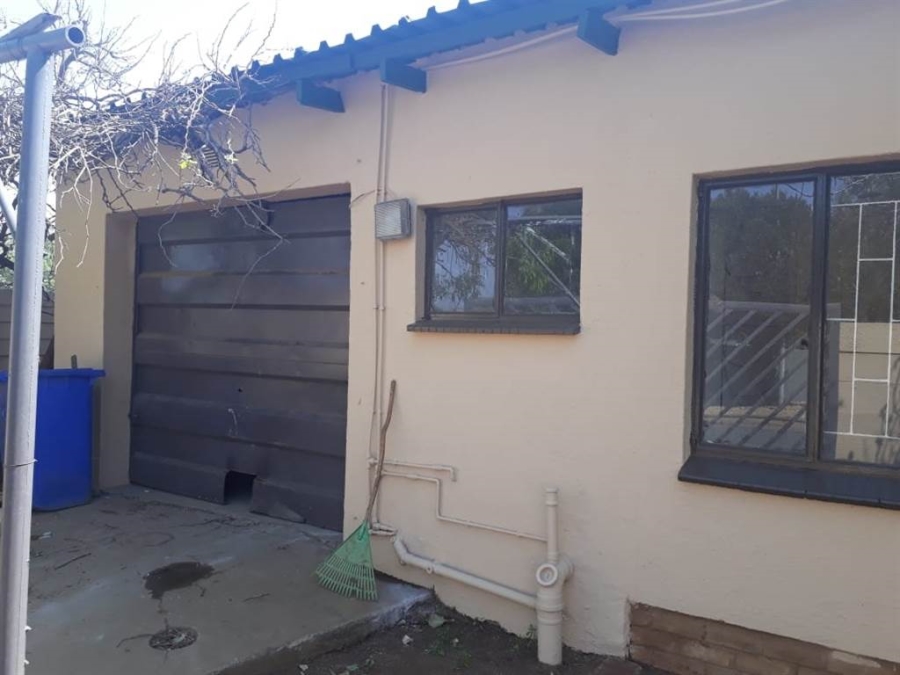 3 Bedroom Property for Sale in Kanana North West